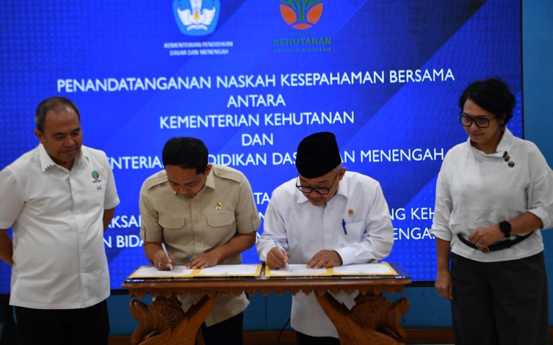 Sinergi Kemendikdasmen dan Kementerian Kehutanan untuk Literasi dan Pelestarian Hutan