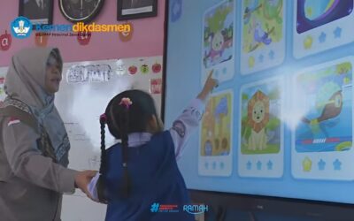 Teknologi IFP Ubah Suasana Belajar di TKN Pembina Lembursitu Jadi Lebih Interaktif dan Menyenangkan