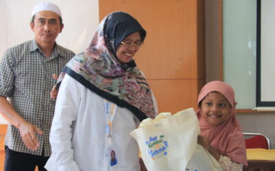 Tim BURAS BBPMP Jabar Peduli Anak Yatim melalui Program “Ayo Kembali ke Sekolah”